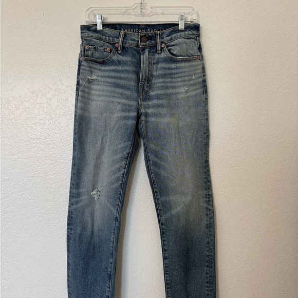 American Eagle Outfitters Denim - American Eagle Outfitters women’s distressed denim boyfriend fit